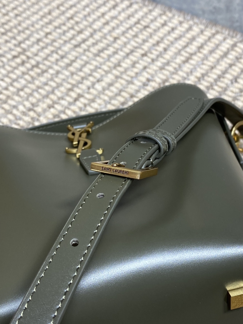 Y51 top handle bags